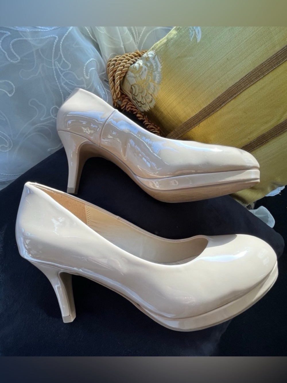 Vintage Style Classic Nude High Heels 👠 EUC